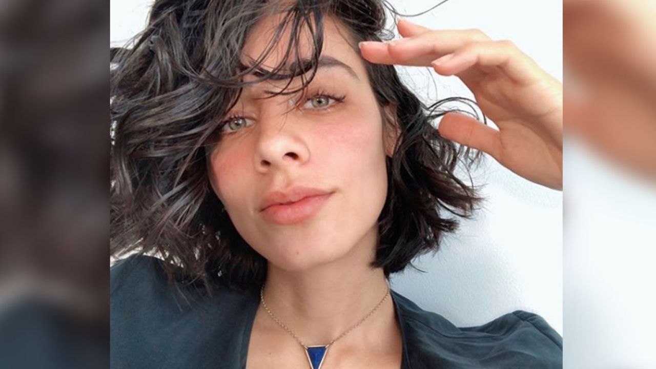 ¡Adiós melena! Esmeralda Pimentel tiene radical cambio de ‘look’ y anuncia proyecto ¿en Televisa?