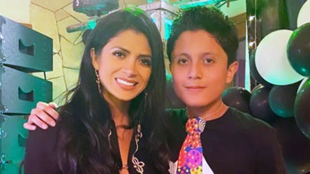 ¿Arrepentida de abandonarlo? Kimberly Flores presume foto con su hijo mayor