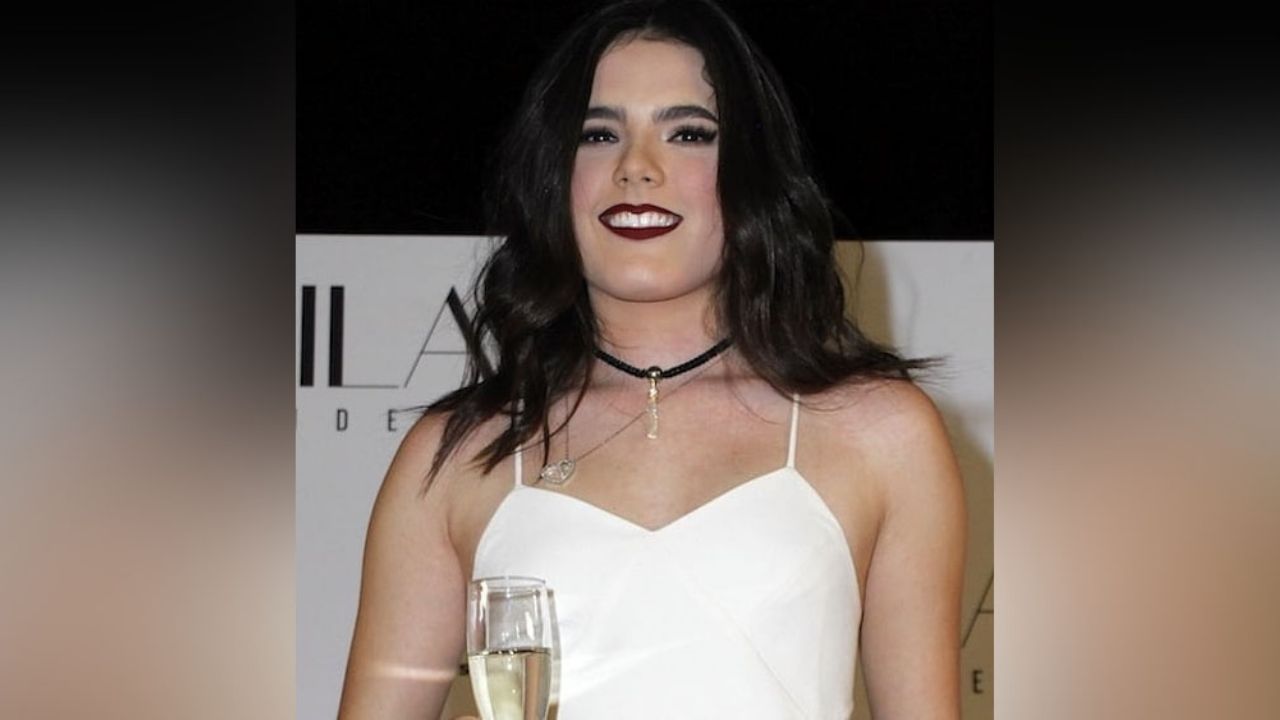 Tras su boda y ‘embarazo’, hija de ‘El Potrillo’ sube foto donde se tapa el vientre