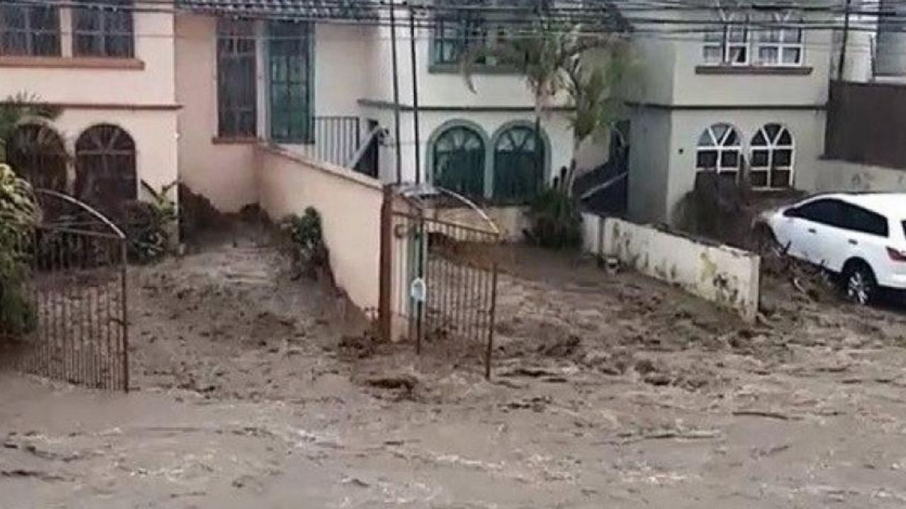 VIDEO: Joven de 17 años es arrastrado por peligrosa corriente de agua en Xapala