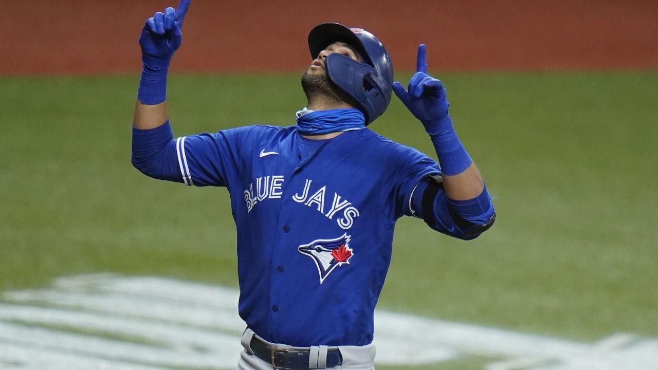 Randal Grichuk se vuela la barda y Azulejos vencen 6-4 a Rays