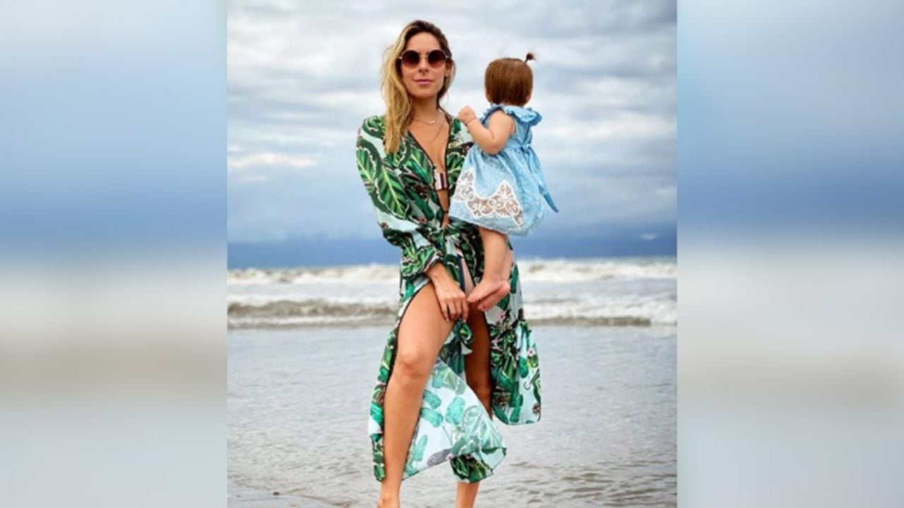 Kristal Cid, hija de Sharis Cid, presume su pancita desde la playa y cautiva en Instagram