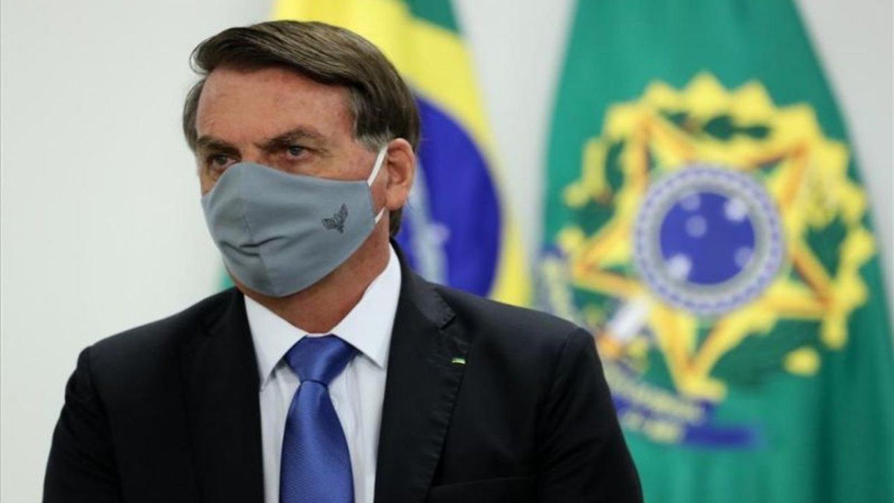 Bolsonaro: “Periodistas de cu… gordo, más propensos a morir de Covid-19”