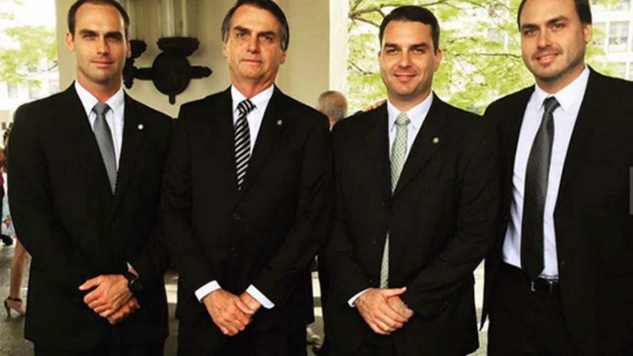 Otro miembro de la familia presidencial en Brasil da positivo a Covid-19