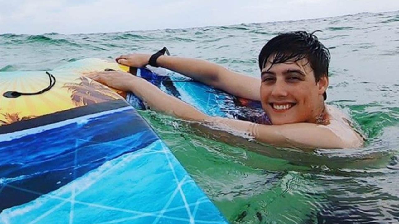 Landon Clifford: El youtuber británico que murió a los 19 años tras seis días en coma