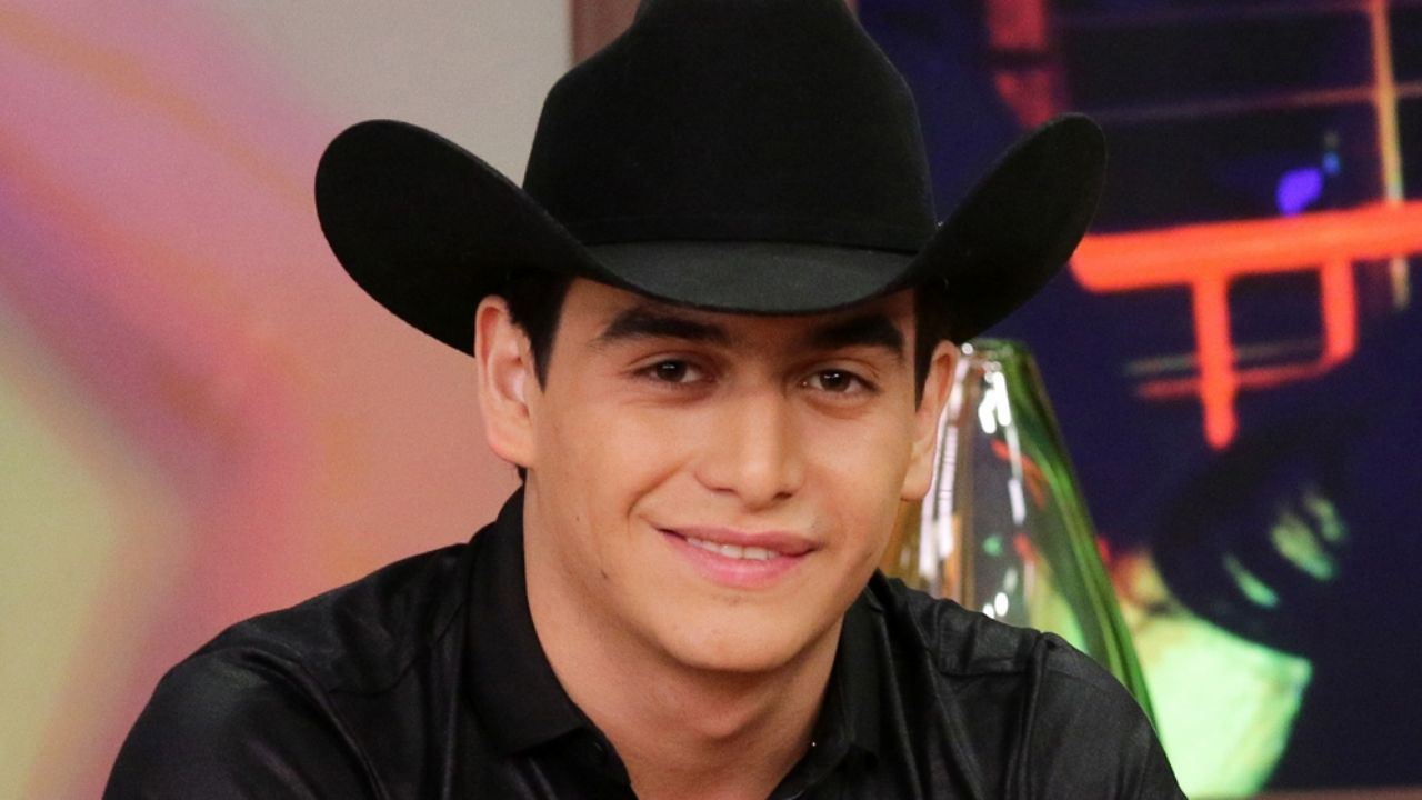Julián Figueroa revela el favor que le pidió su esposa para su proyecto musical