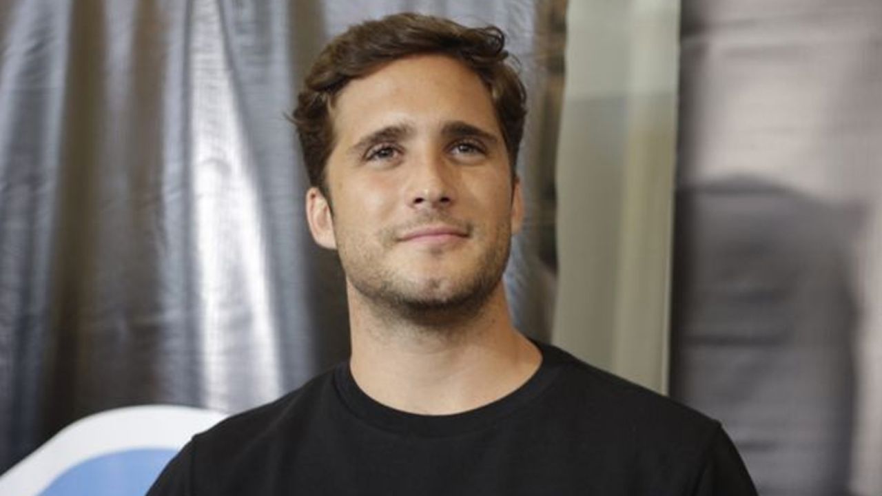 Con el corazón destrozado, Diego Boneta revela que querido familiar perdió la vida