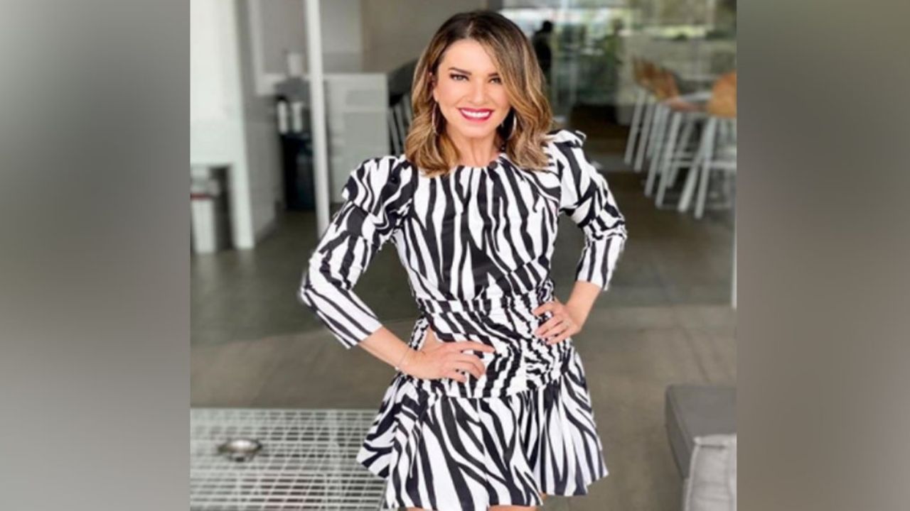Desde TV Azteca, Laura G causa furor en Instagram con ¿atuendo de mil bolas?