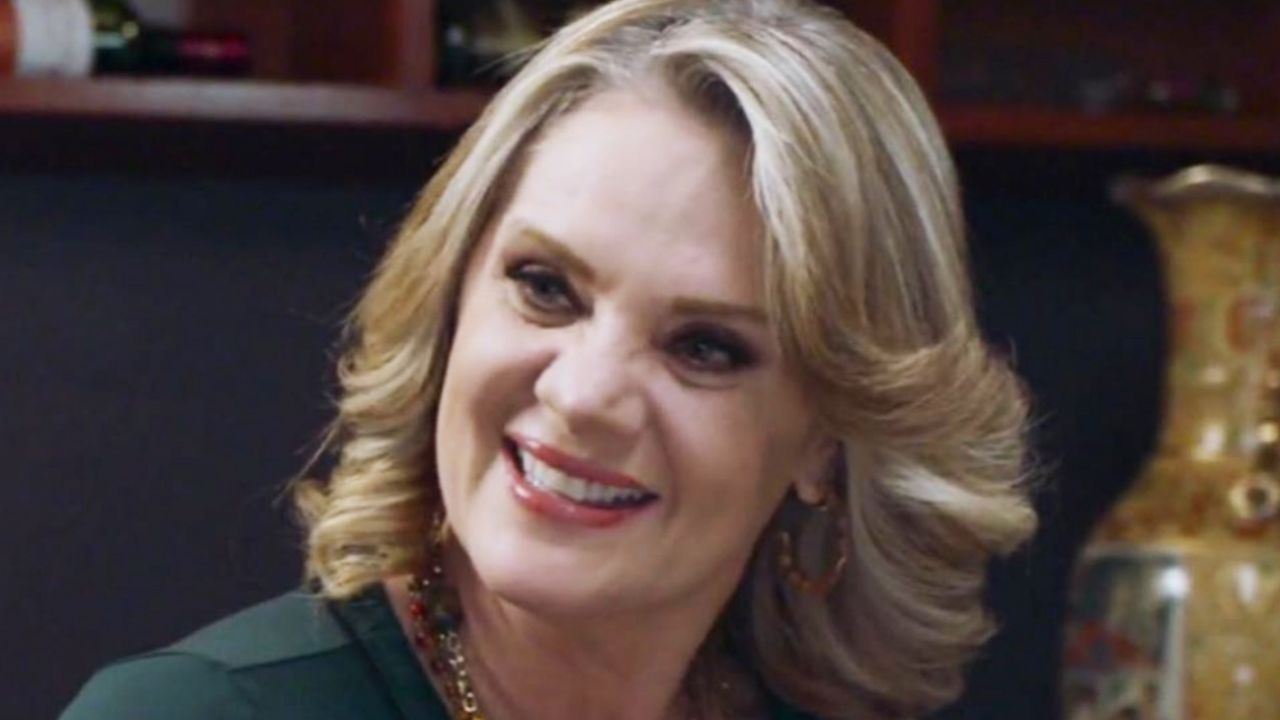 Érika Buenfil causa locura en Instagram por lo bella que lucía en su juventud