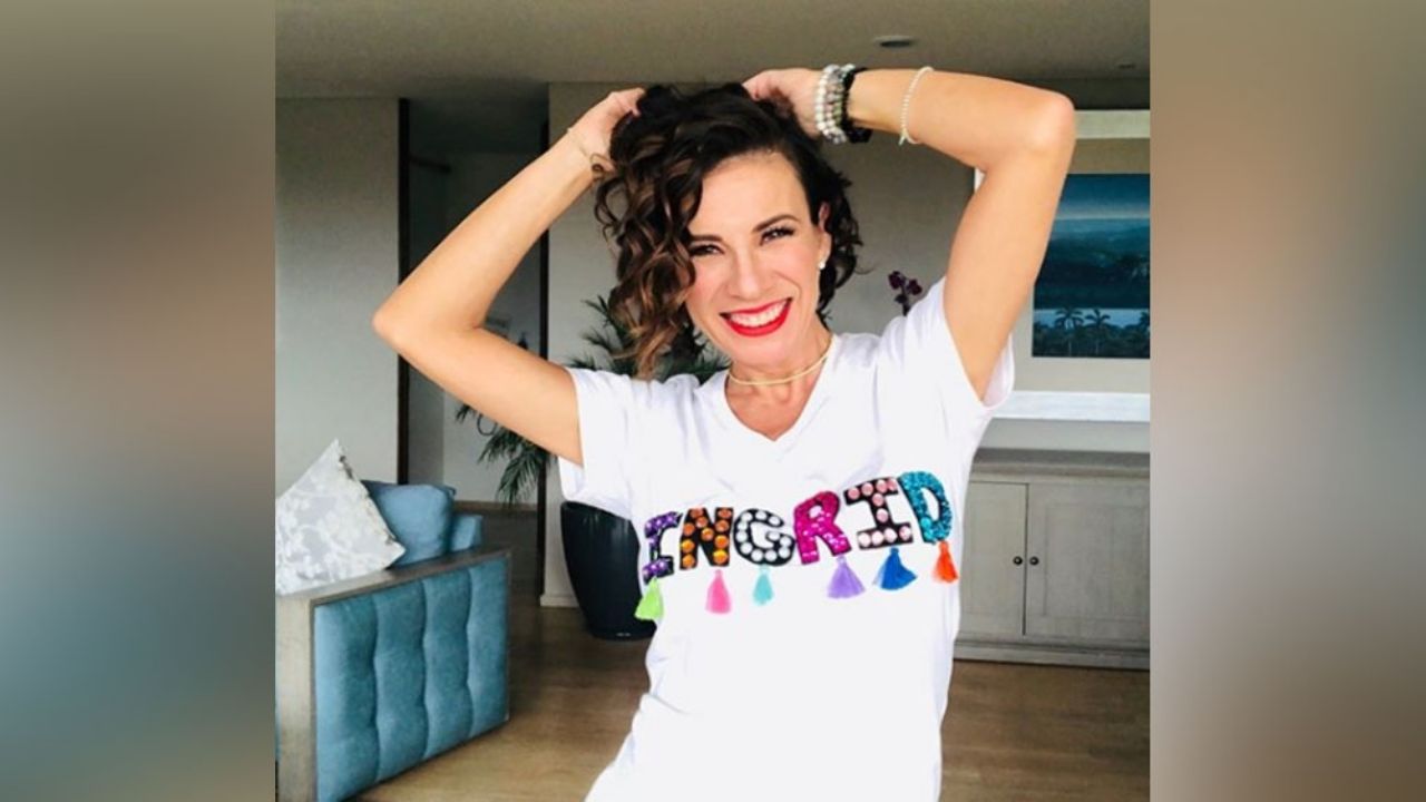 Ingrid Coronado se deja ver en pijama y expone su manera de dormir ¿maquillada?
