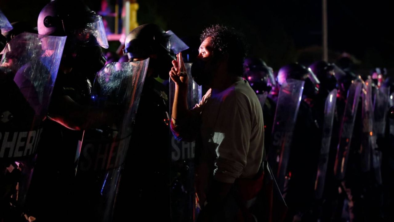 Trump amenaza con enviar más elementos de la Guardia Nacional a Wisonsin