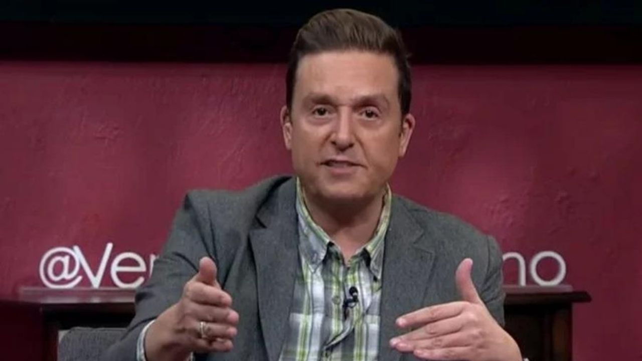 Tensión en TV Azteca: Conductor explota y ‘saca del clóset’ a Bisogno en foro de ‘Ventaneando’