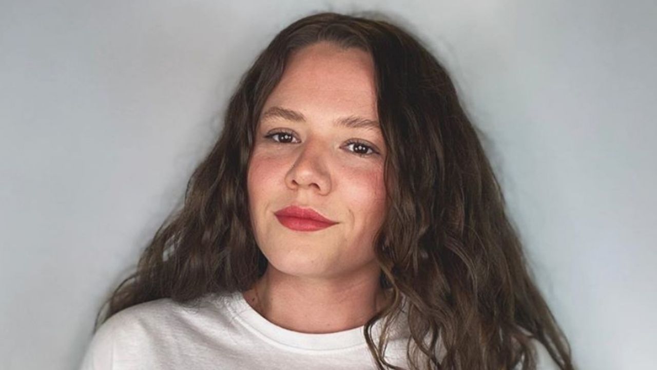 Joy Huerta presume lo largo que está su cabello: “Pueden llamarme Rapunzel”