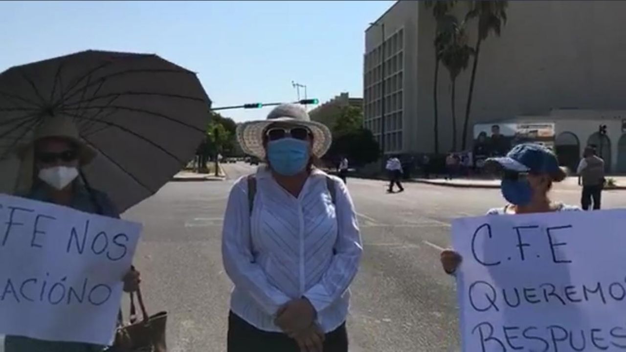 Ciudadanos amenazan con tomar casetas de la cuatro carriles por altos cobros de la CFE
