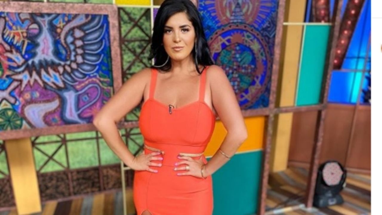 “Santa papaya”: Curvy Zelma derrite TV Azteca al modelar en ‘VLA’ de esta estremecedora forma