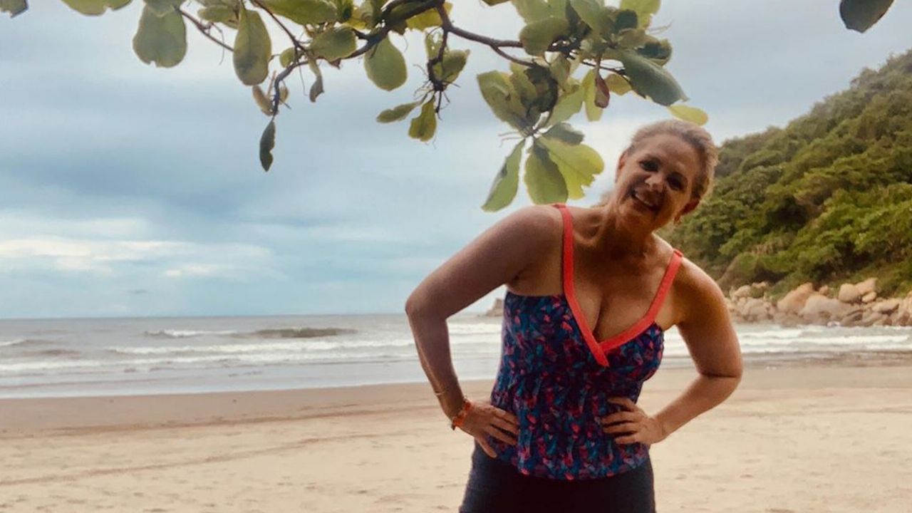¿Fue con el cirujano? Érika Buenfil impacta en Televisa al aparecer rejuvenecida y mucho más delgada