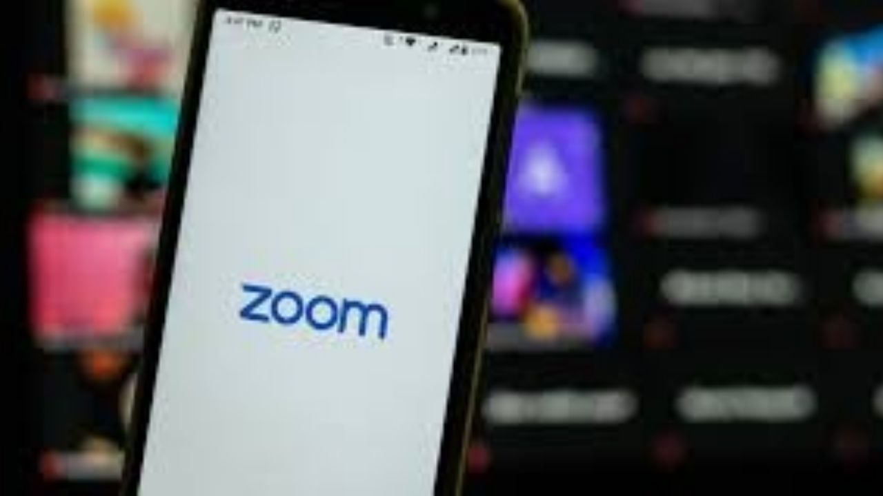 Captan a funcionario de Filipinas en videollamda mientras tenía relaciones con su tesorera