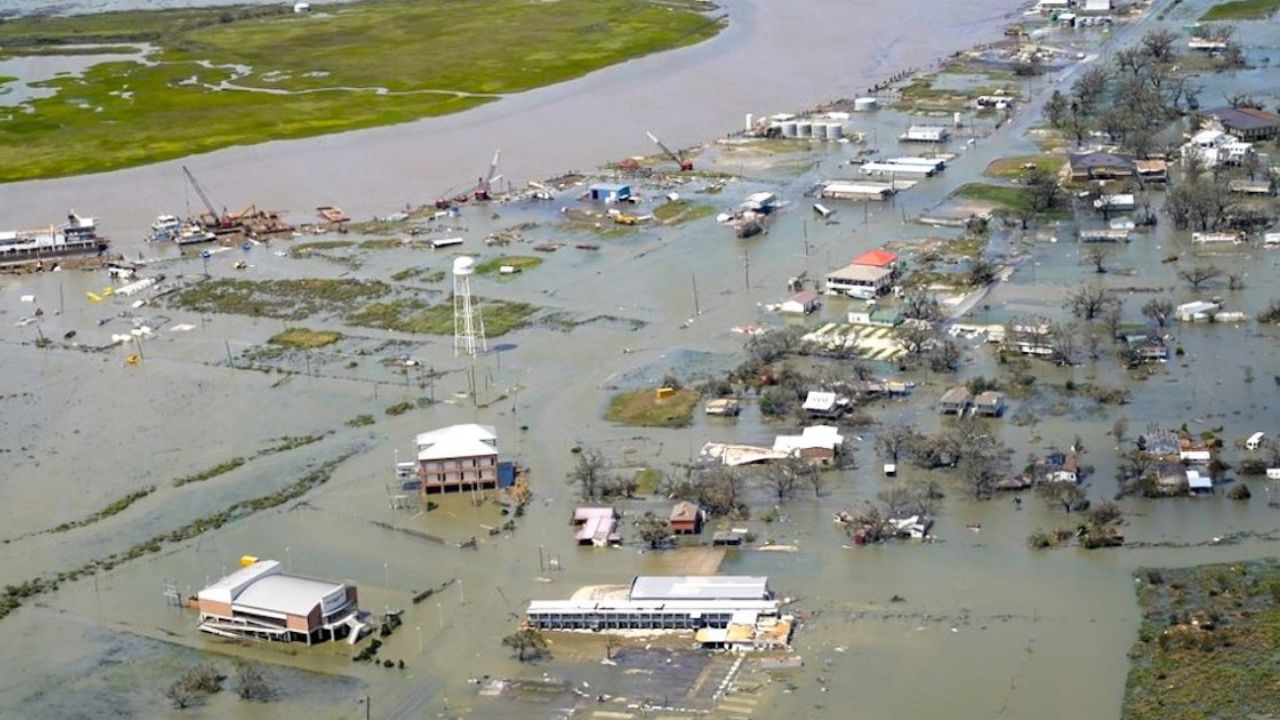 Huracán ‘Laura’ ya deja seis muertos tras su paso por el estado de Luisiana