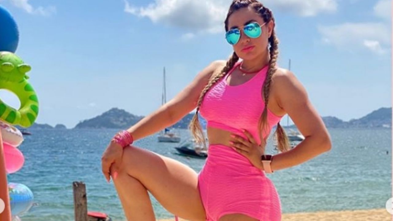 Damaris Rojas de ‘Enamorándonos’ deleita pupilas al modelar en coqueto ‘outfit’ amarillo