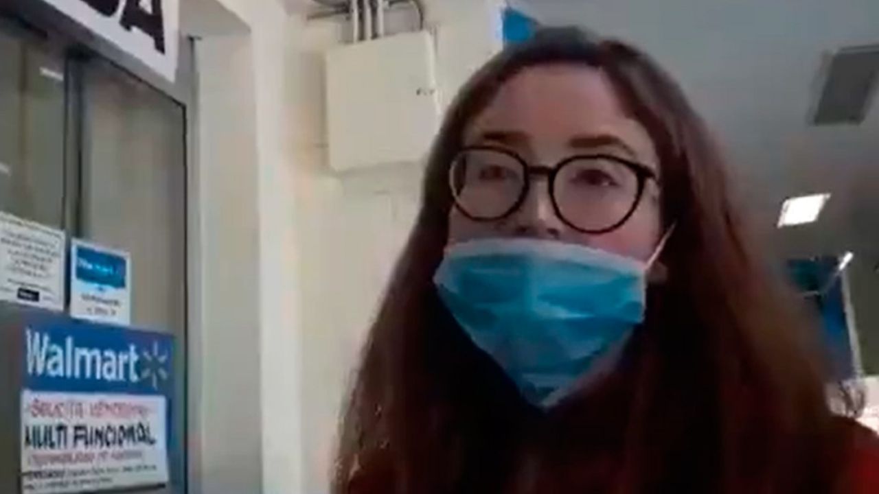 ‘Lady3pesos’ es identificada y despedida de su trabajo tras hacerse viral en redes