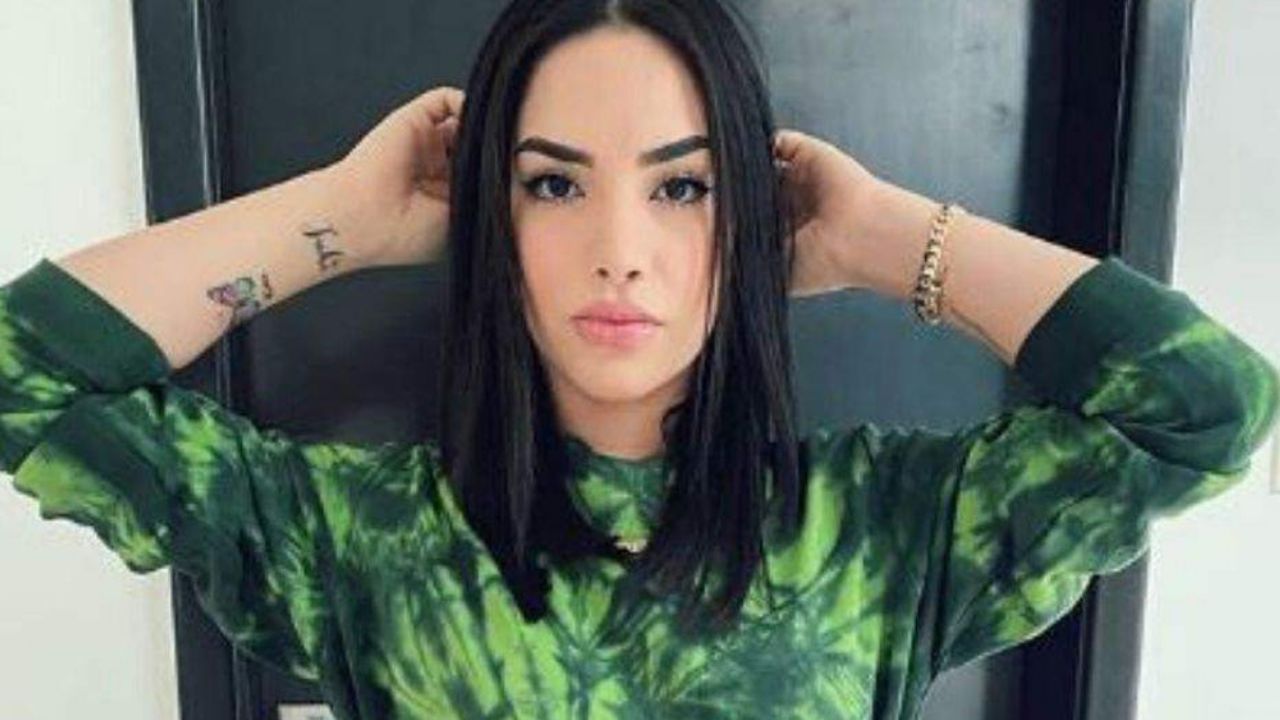 Kimberly Loaiza se vuelve la sensación de TikTok con sus mejores pasos de baile