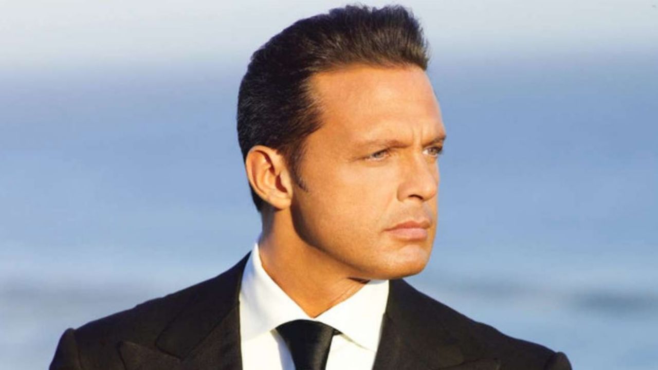 Revelan que Luis Miguel podría tener consigo los restos de su madre