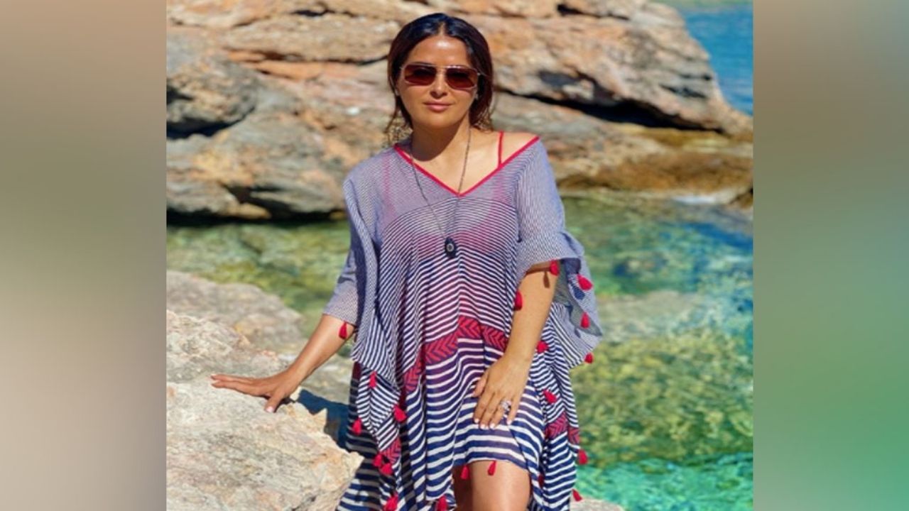 ¡Explosión de sabor! Salma Hayek baila al ritmo de ‘La vida es un carnaval’