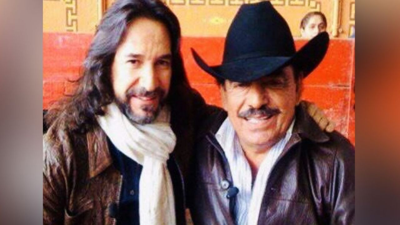 ¡Dos grandes! La vez que ‘El Buki’ y Joan Sebastian hicieron de las suyas en el escenario