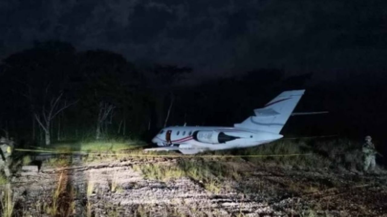 Sedena asegura avioneta con 368mdp en droga en aeropuerto de Chiapas