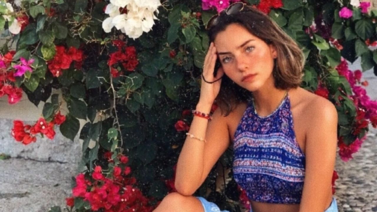 Mila, la hija de ‘El Negro’ Araiza, impacta al modelar de esta enloquecedora forma a blanco y negro