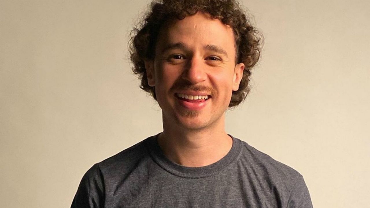 Luisito Comunica crea debate en Instagram al publicar foto, “es acusado de machista”