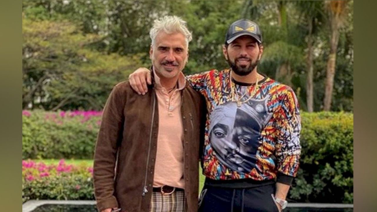 Poncho De Nigris presume colaboración con ‘El Potrillo’ y los destrozan en redes: “Payasos”