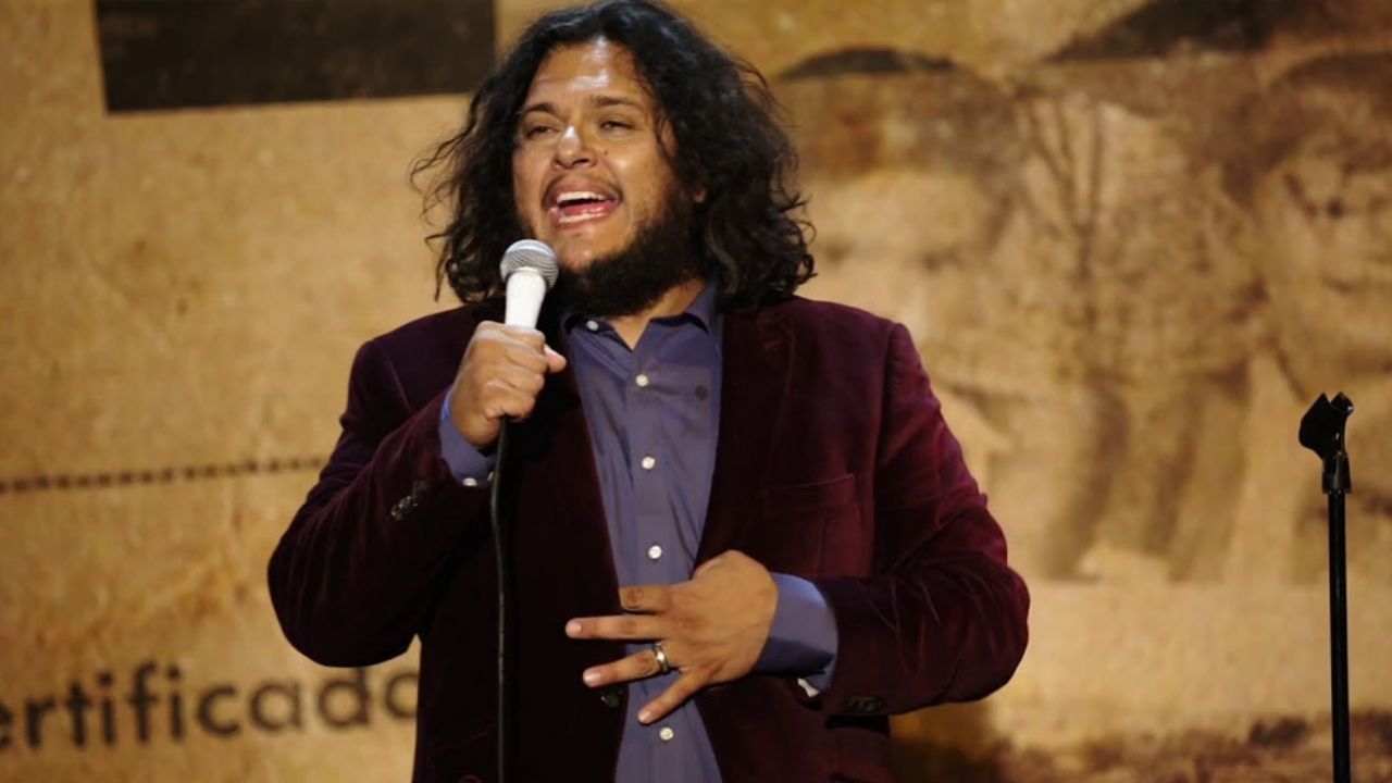 Felipe Esparza anuncia el estreno de su show ‘Malas Decisiones’ en Netflix