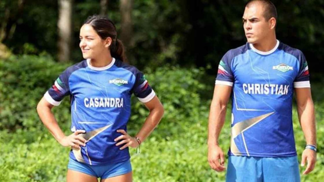 ¿Crisis? Yomi de ‘Exatlón’ le ayuda a vender camisas a su novia Casandra en redes