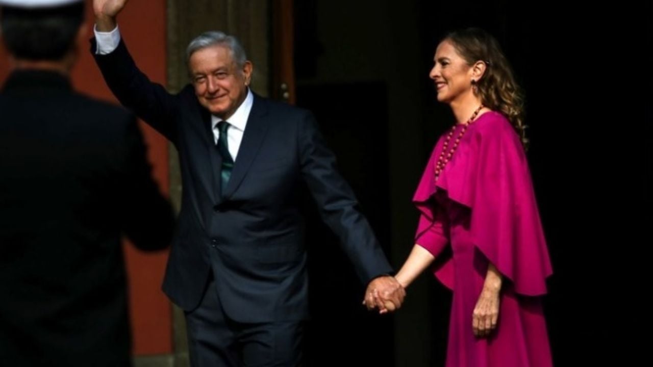 Esto costó el vestido que Beatriz Gutiérrez usó en el segundo informe de AMLO