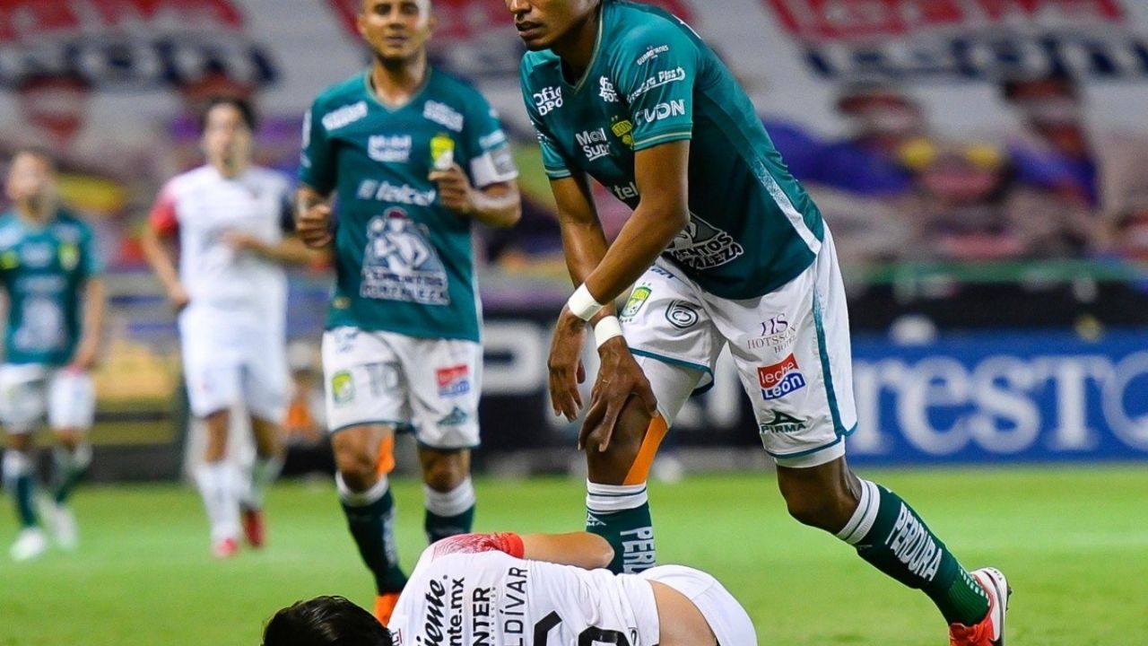 VIDEO: El desagarrador llanto de Edgar Zaldívar tras lesionarse la rodilla