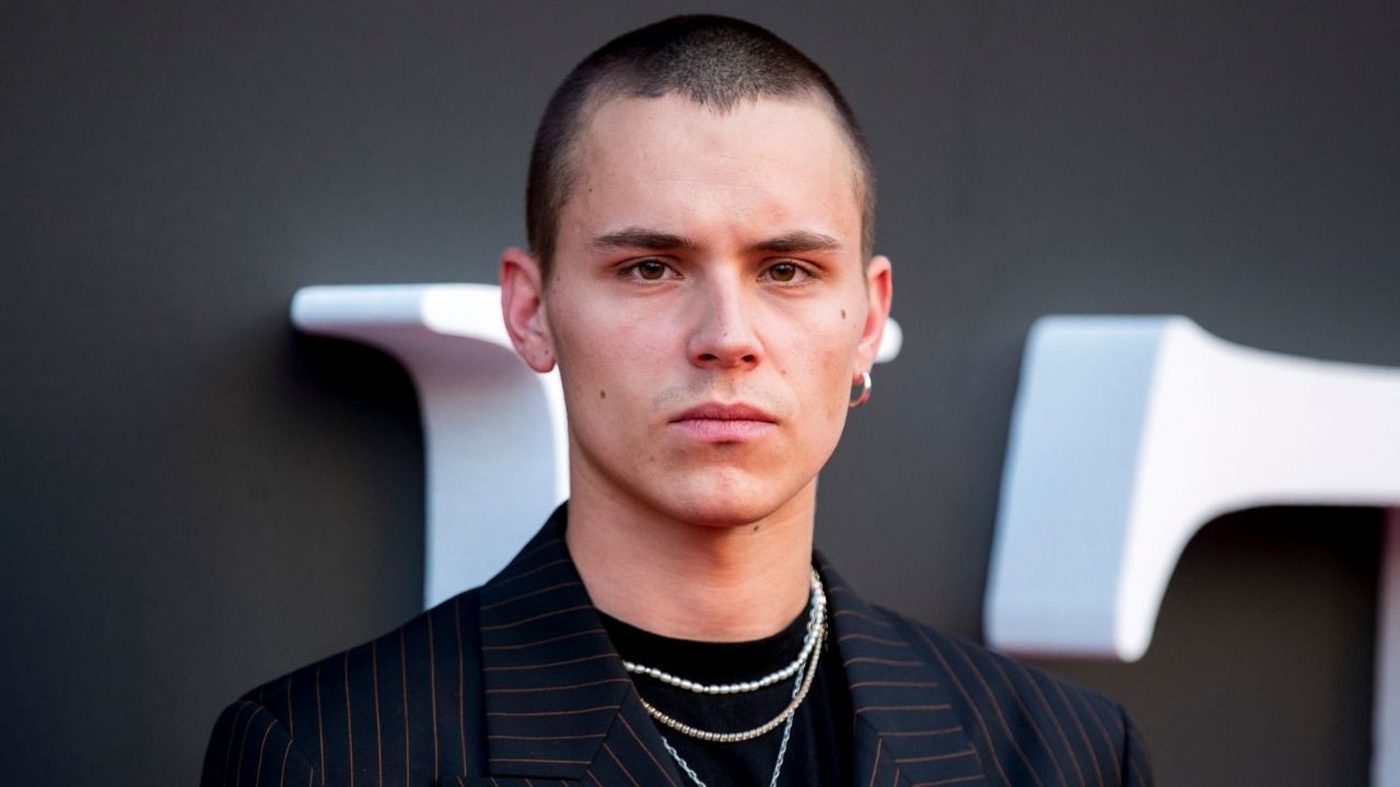 Arón Piper, actor de ‘Élite’, sorprende al público por supuesta actitud “violenta”