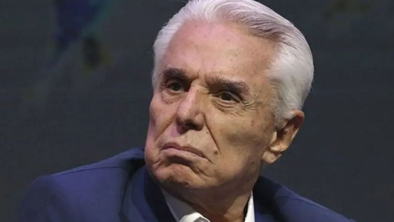 Enrique Guzmán se molesta al enterarse que gente vio su concierto virtual gratis