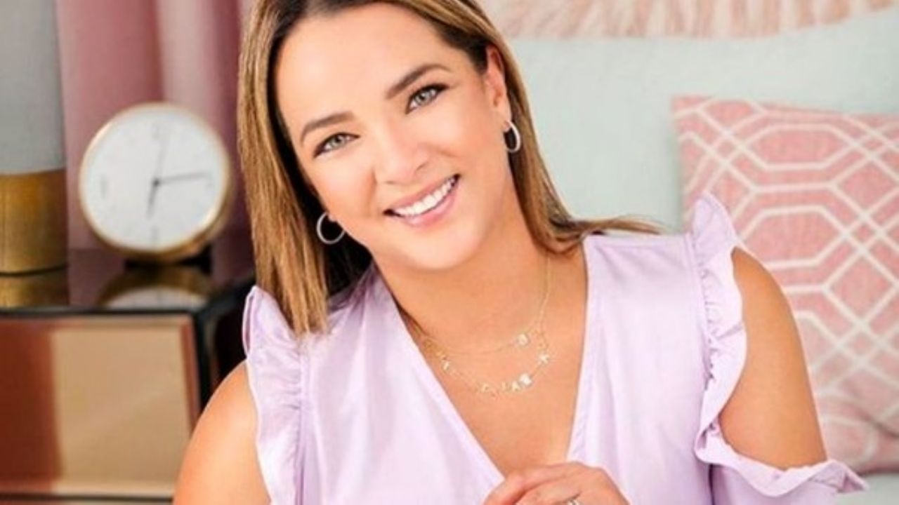 Con un nudo en la garganta, Adamari López habla sobre su papá en ‘Un Nuevo Día’