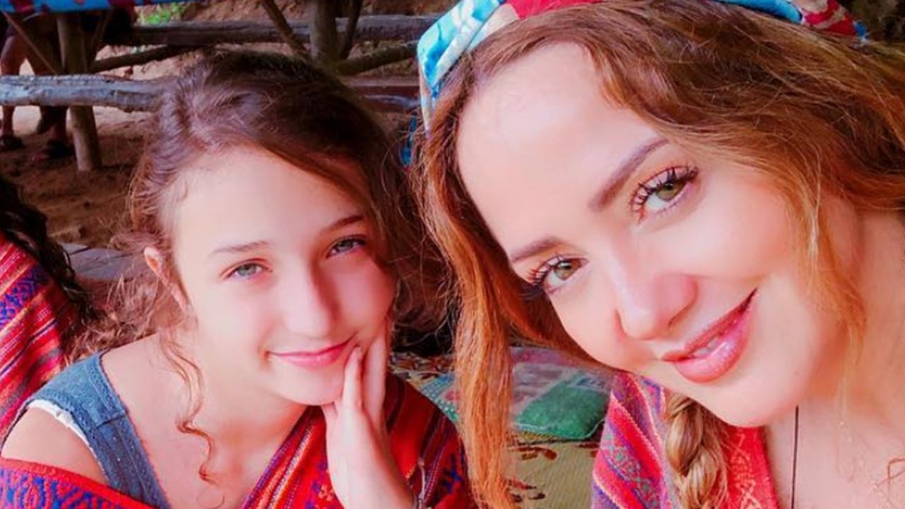 Nina Rubín, hija de Andrea Legarreta, dará su primer beso en nueva telenovela