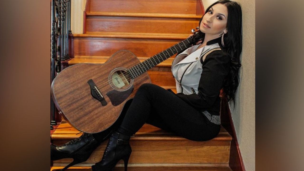 Beatriz Solís, hija de ‘El Buki’, deleita pupilas al mostrarse más coqueta que nunca