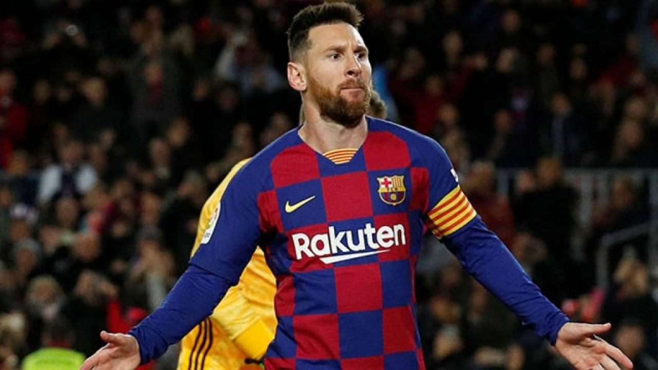 Barcelona promociona su nueva camiseta con Messi al frente y las redes estallan en burlas