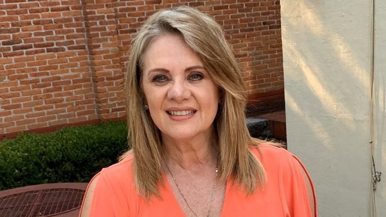 Érika Buenfil roba más que corazones en su fotografía al estilo “Marilyn Monroe”