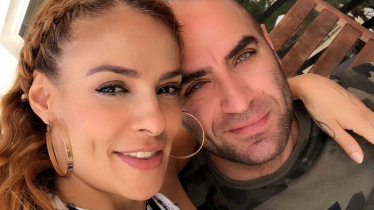 Alma Cero comparte romántico momento en la piscina con su novio turco