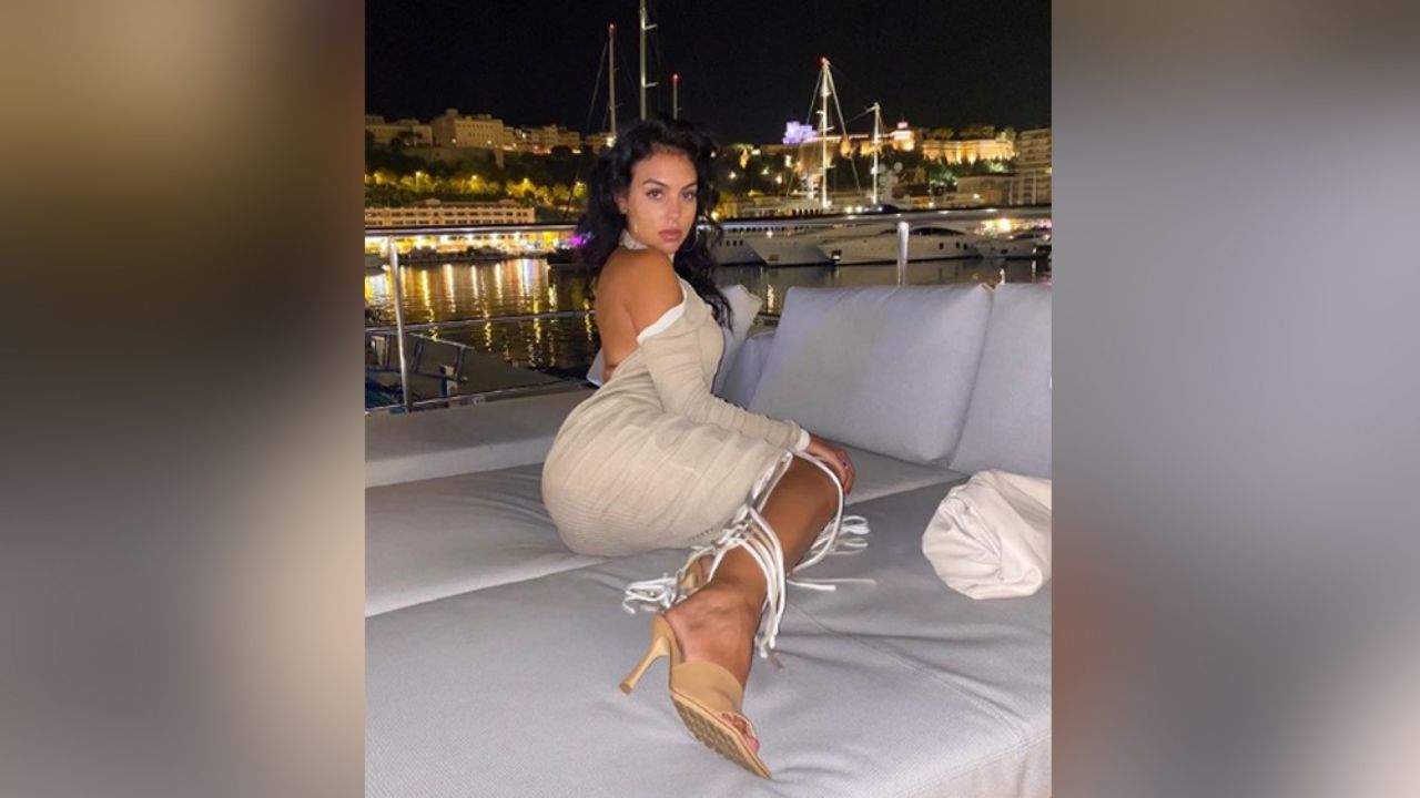 Georgina, novia de Cristiano Ronaldo, cautiva al lucirse en infartante ‘outfit’ blanco