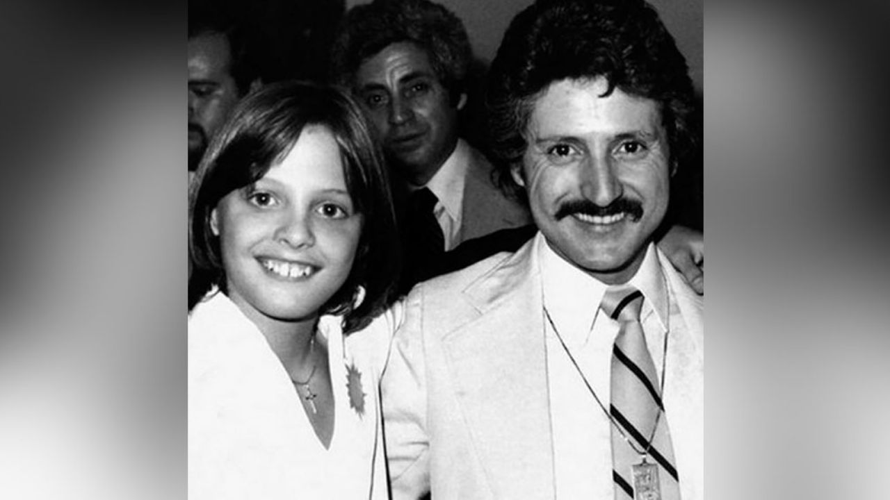Madre de la última pareja de Luisito Rey, padre de Luis Miguel, relata que tenía a su hija secuestrada