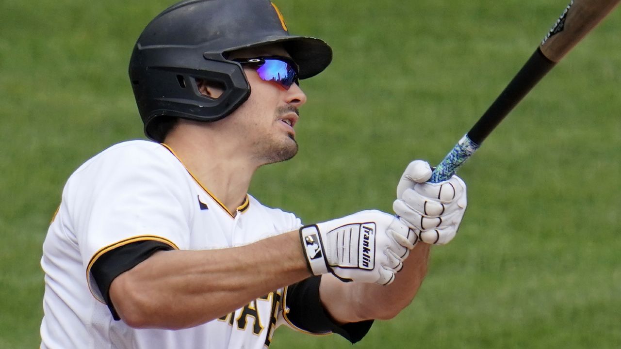 Con jonrón de Bryan Reynolds, Piratas derrotan 6-2 a Cachorros