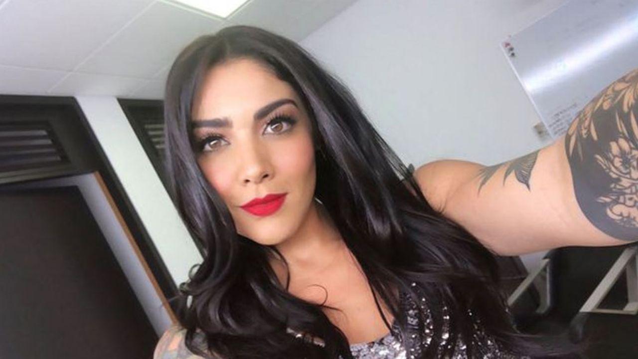 De esta atractiva forma, Érika Fernández celebra ocho años de vivir en México