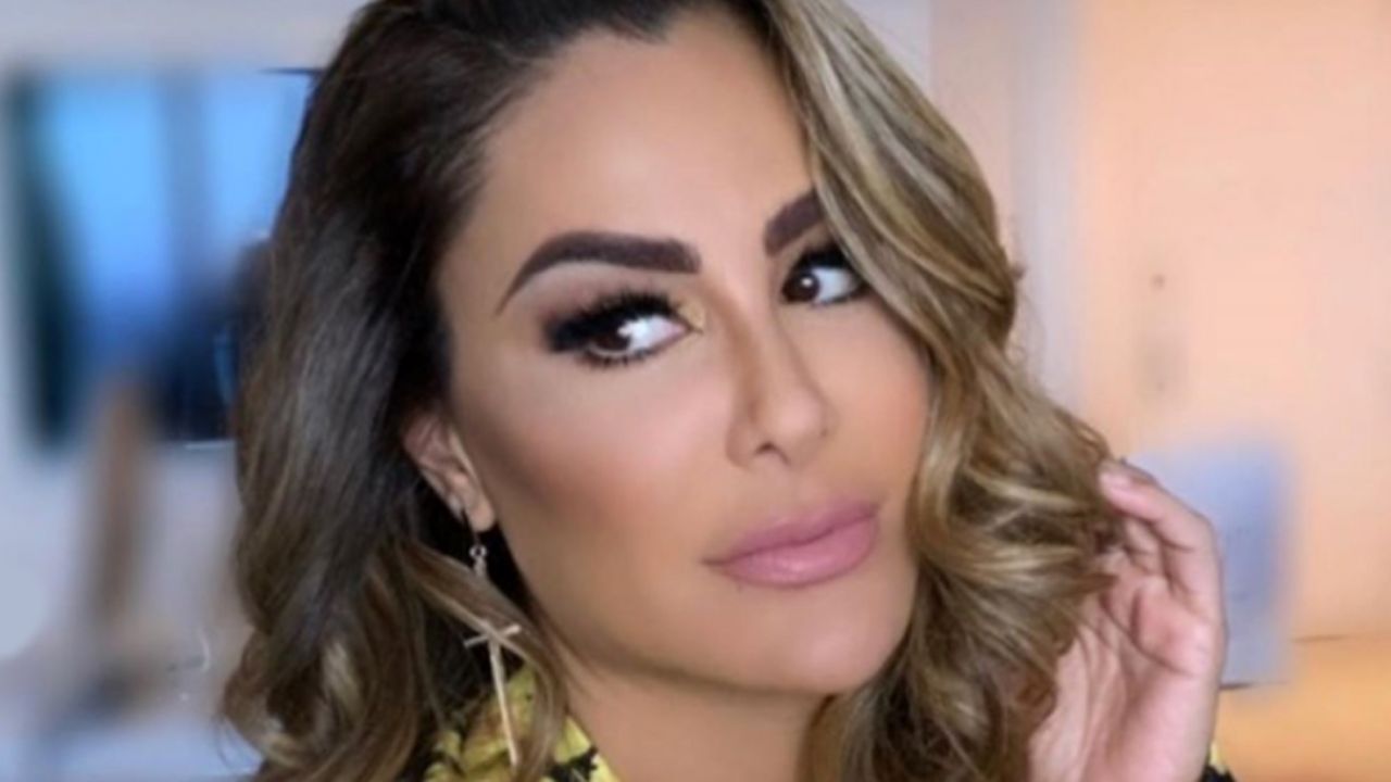 Increíble minivestido dorado de Ninel Conde pone de cabeza a Instagram