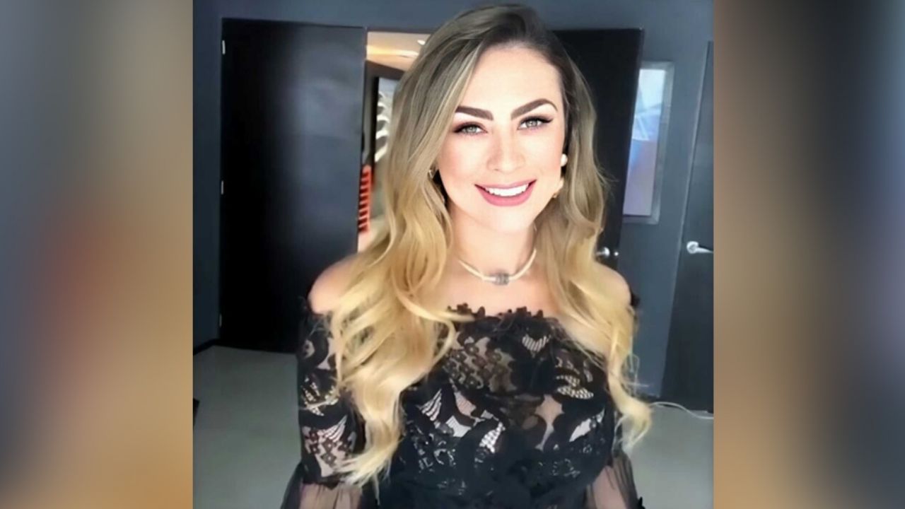 Aracely Arámbula causa sensación en redes sociales en exquisito vestido negro